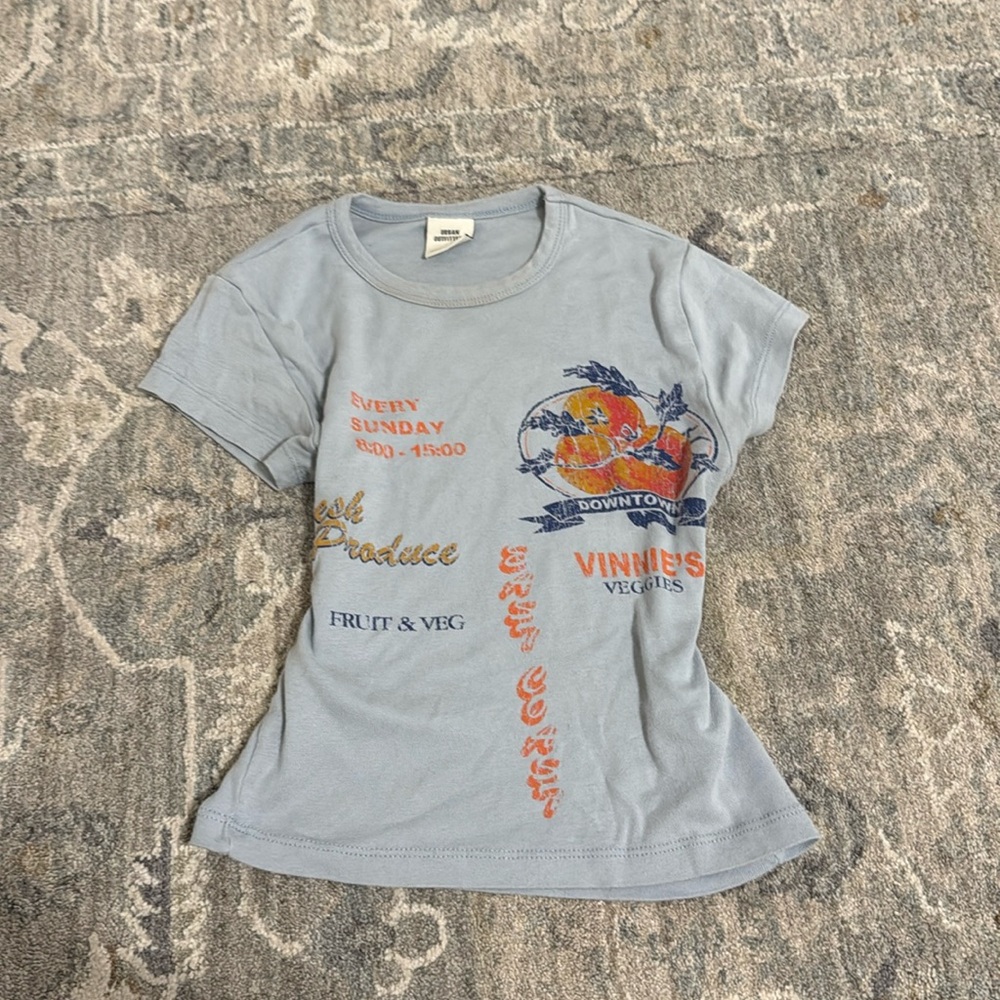 Urban outfitters slimming cute top